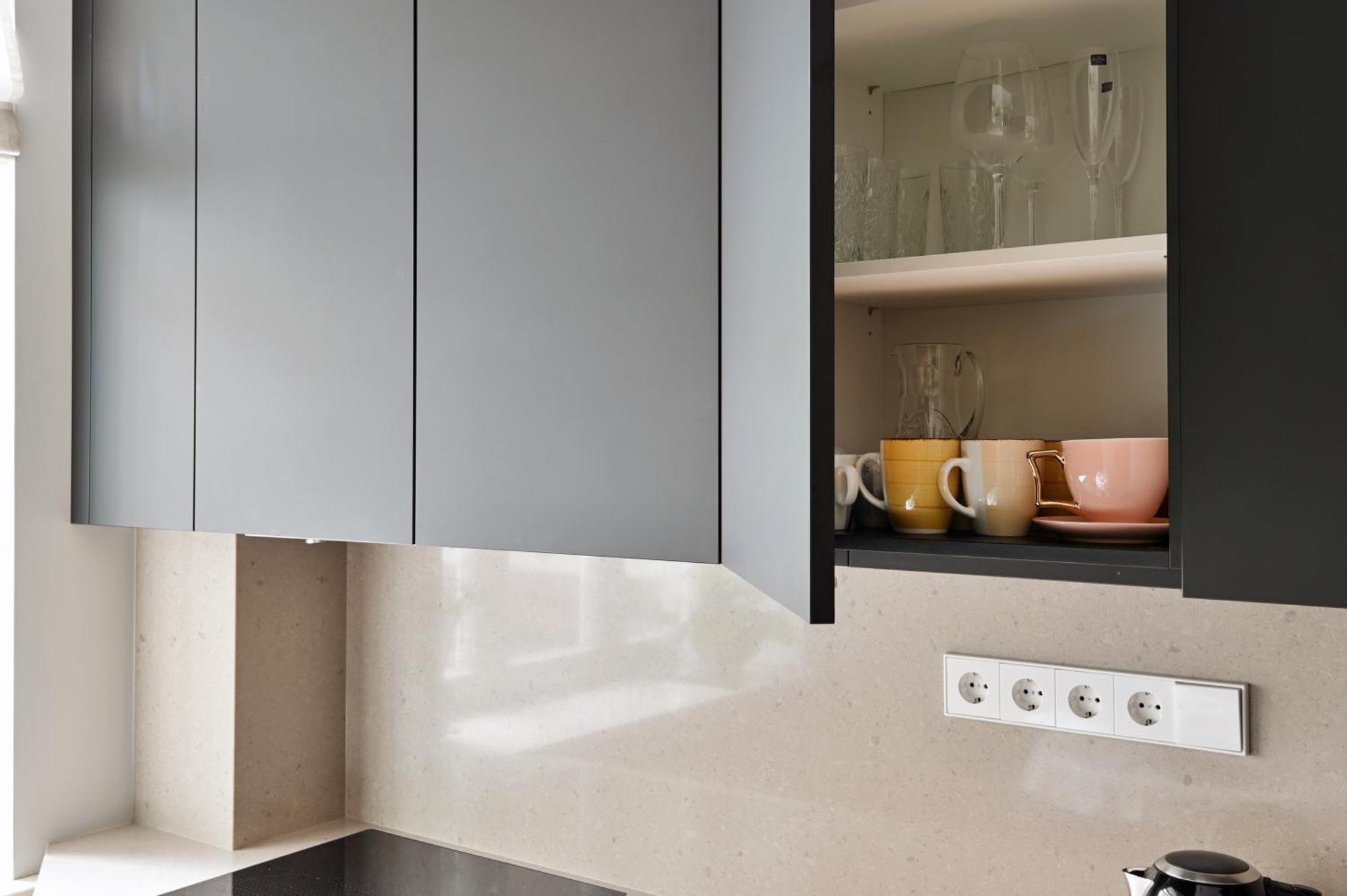 Modern 2-Bdrm Centre Apartment Riga Buitenkant foto
