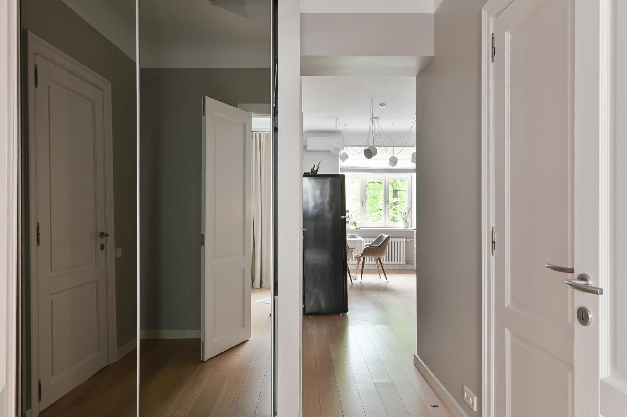 Modern 2-Bdrm Centre Apartment Riga Buitenkant foto